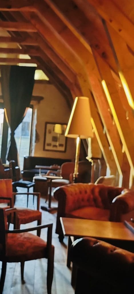 Ed1fb170 793b 47fa 8bc7 C56a60e4e983